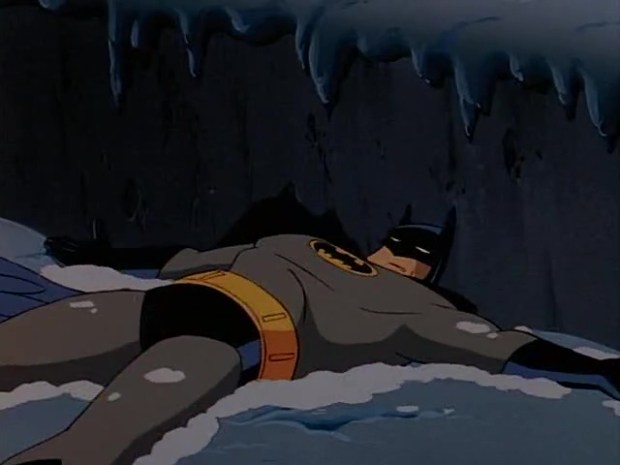 Batman liegt im Schnee